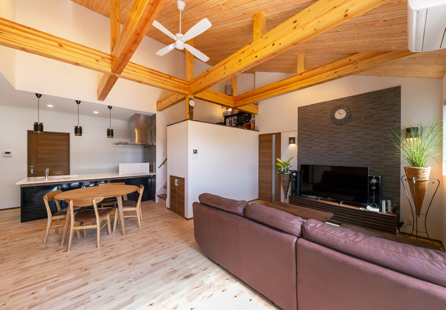 「孤立」ではなく「個立」する空間